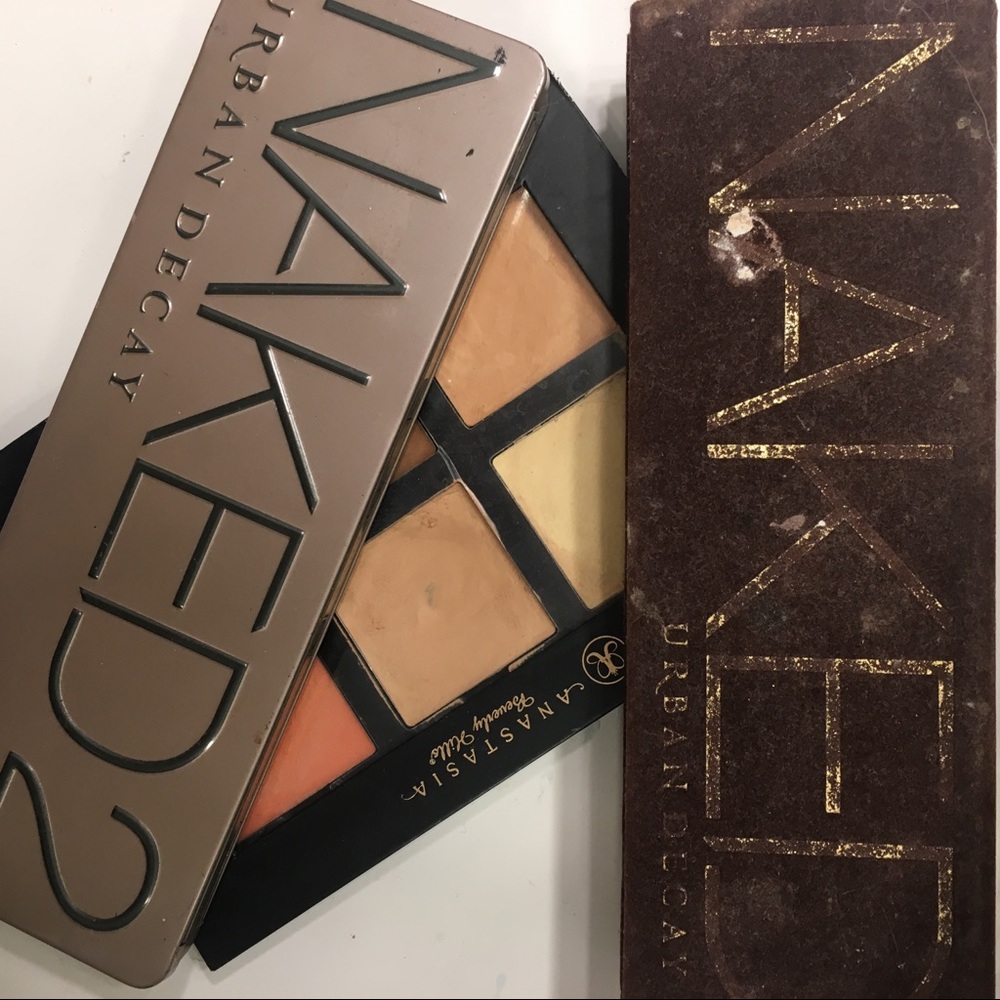 Lot of Eyeshadow Palettes
